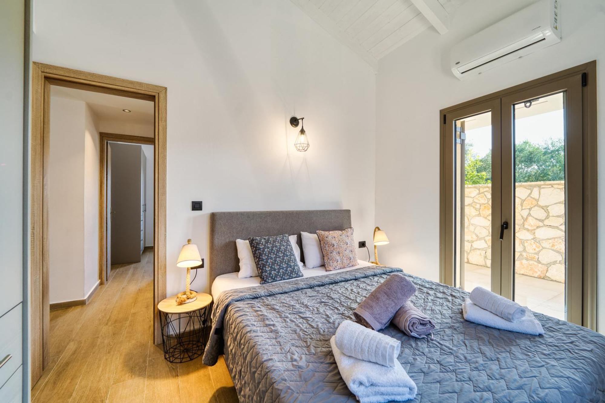 Astarte Villas - Astra Private Villas With Pool Vasilikí Kültér fotó